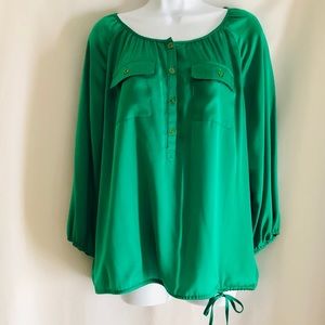 New York and Company Blouse in Emerald Sz M